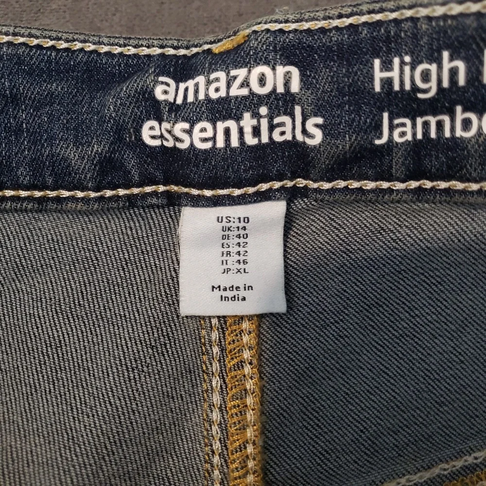 Amazon Essentials Jeans Womens 10 Blue High Rise Relaxed Leg Tapered Ankle Denim